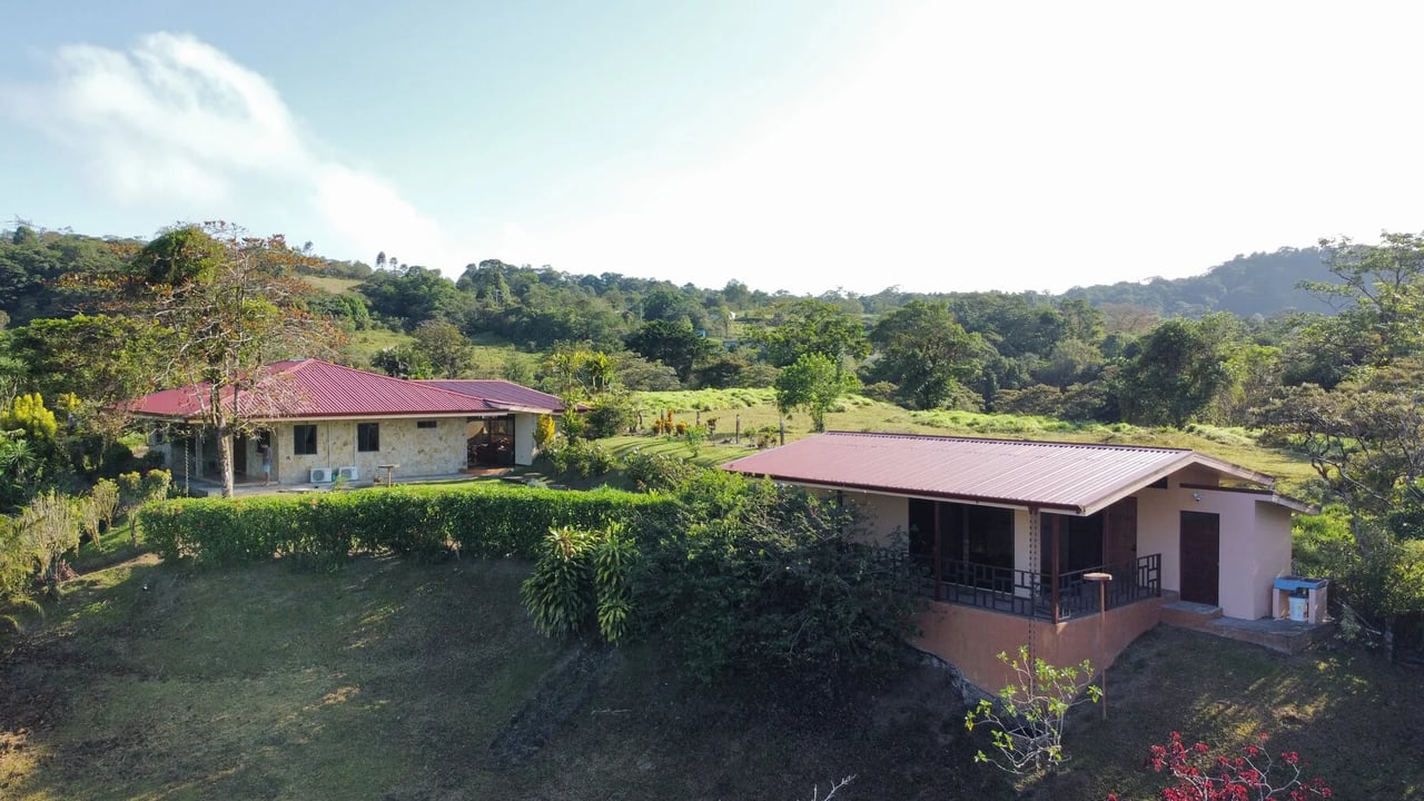 Lake View Home with Guest Casita, Lake Arenal, Alajuela