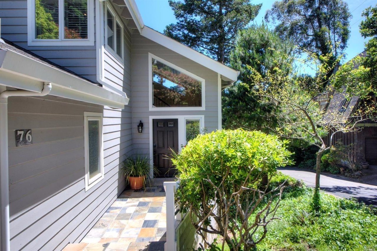 76 Crescent Ave