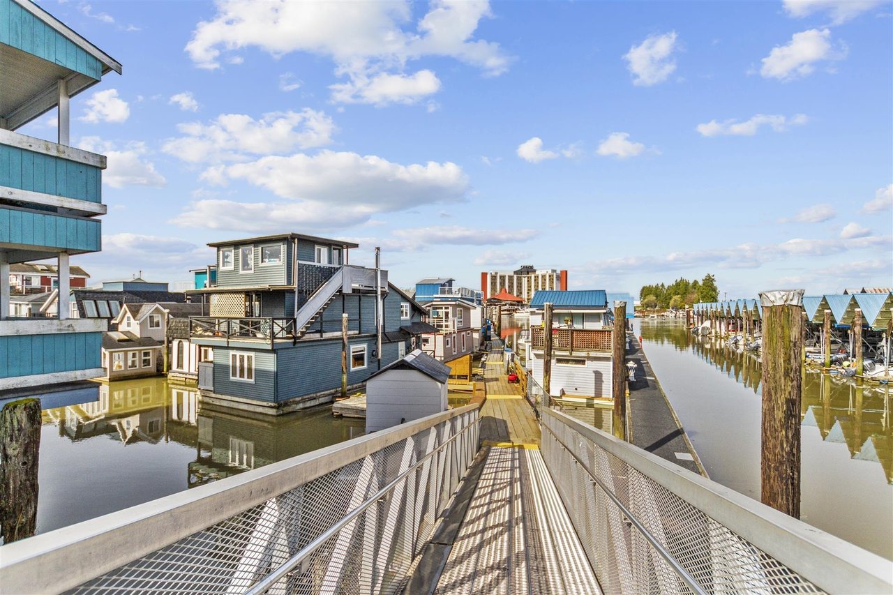 111-8191 River Rd