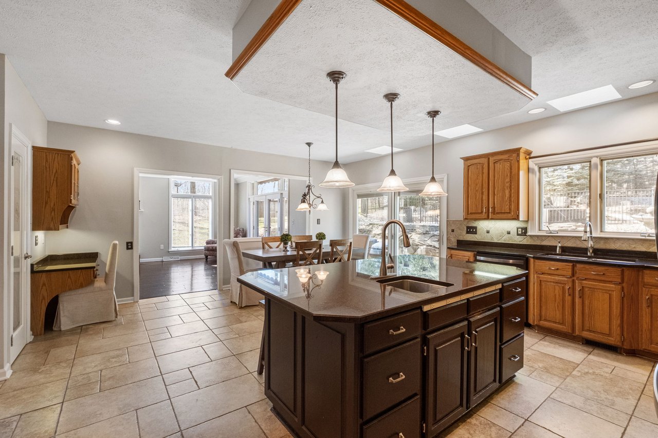 913 Highlander Circle