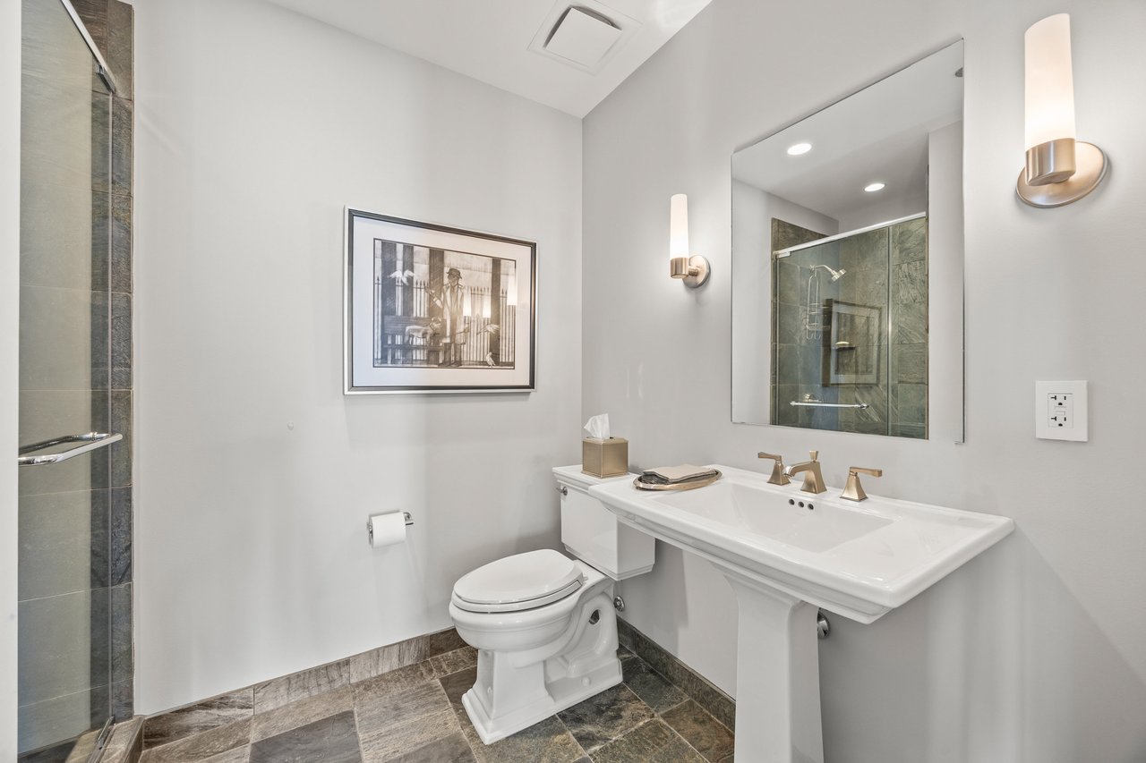 401 N Wabash Ave Unit 74D