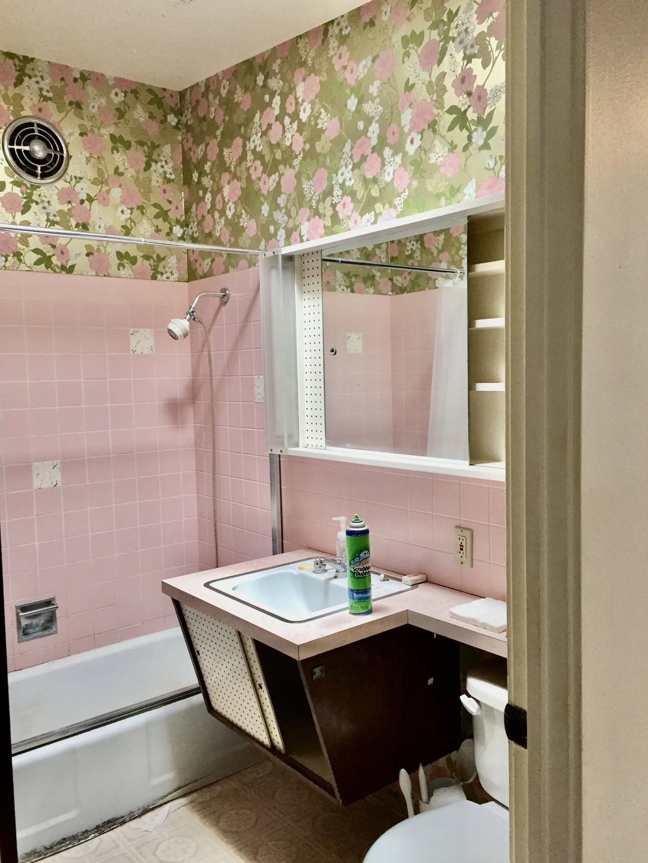 Mid-Century Design, Modern Amenities