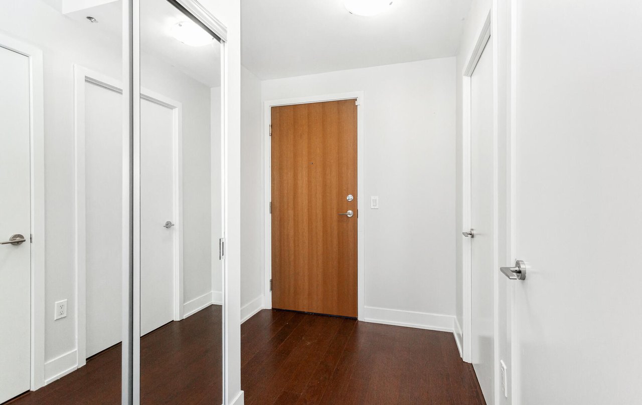 30 Shore Breeze Drive Unit: 2213