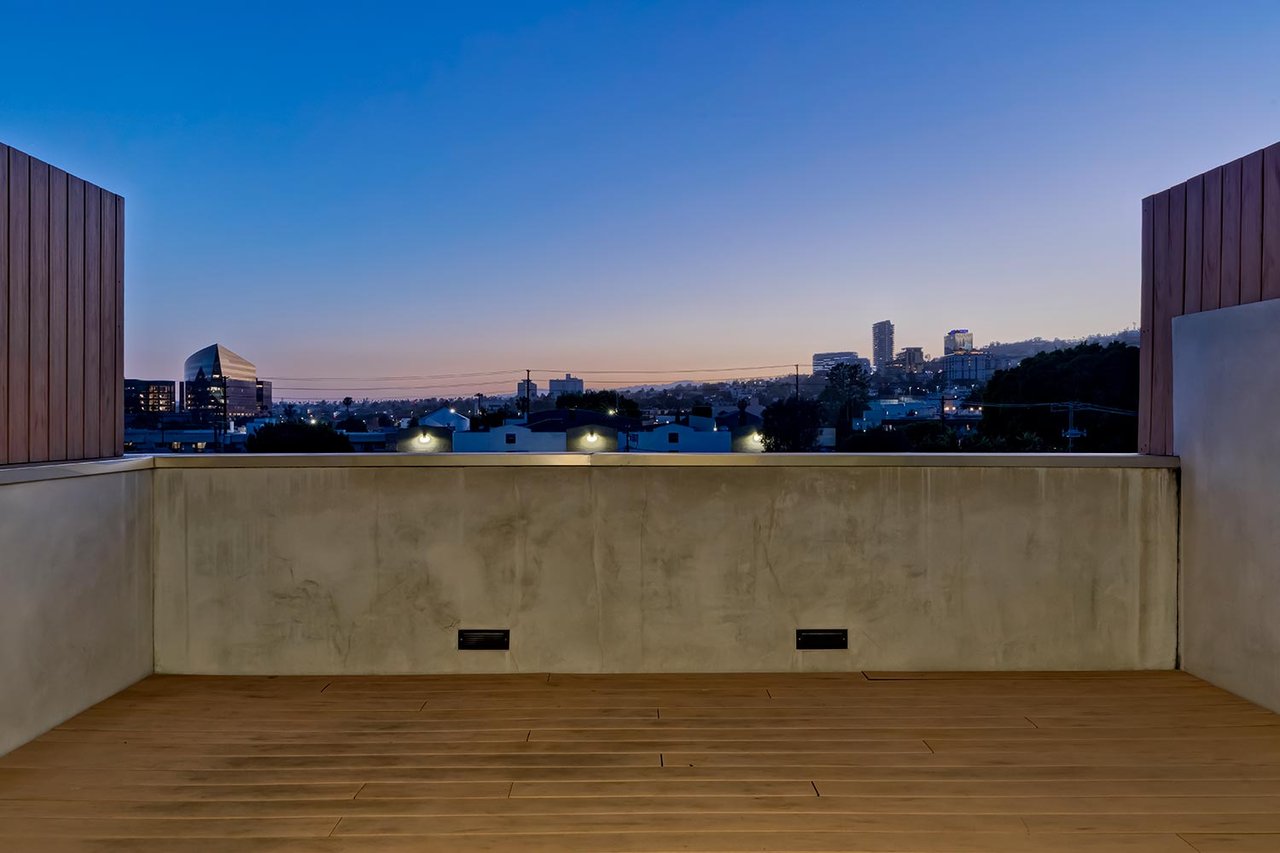 855 N Croft Ave #306, West Hollywood