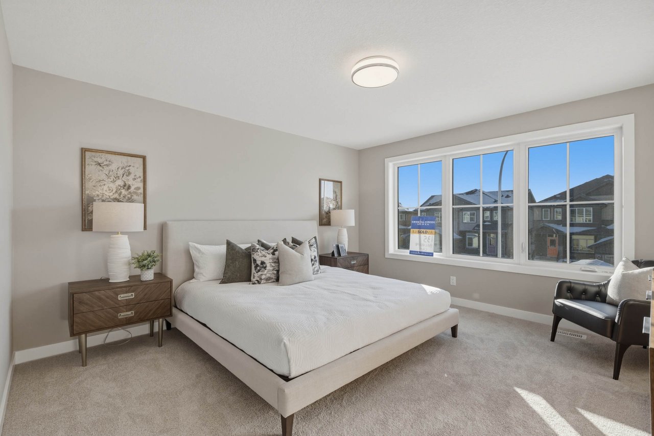 135 Belvedere Crescent SE