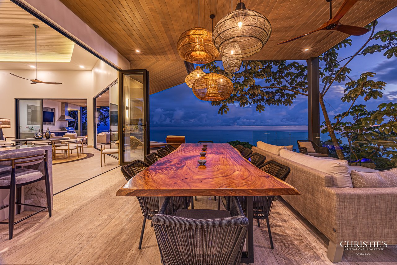 Luxury Estate in Escaleras- incredible ocean views 5.5 Acres