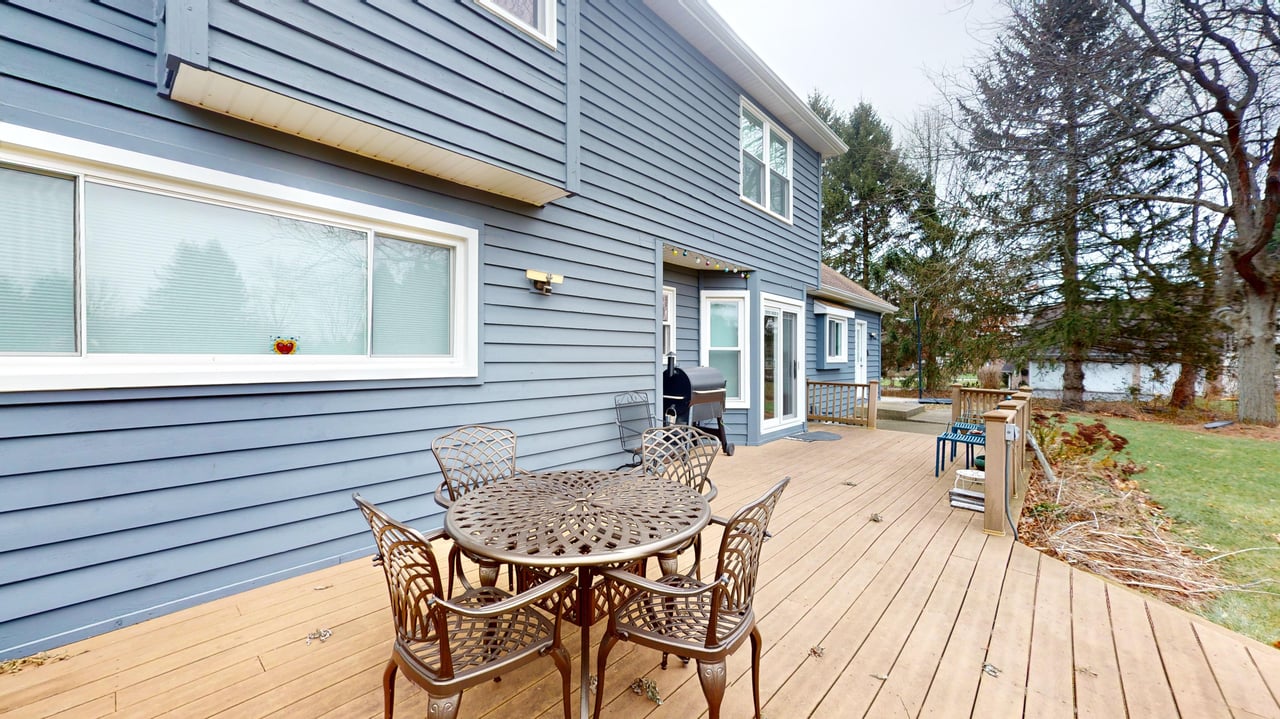 7N108 Hastings Dr 