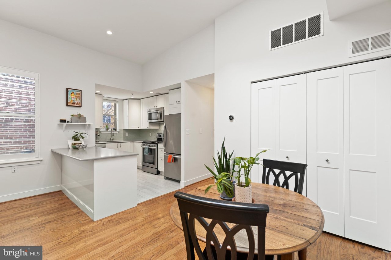 1445 N St NW #303