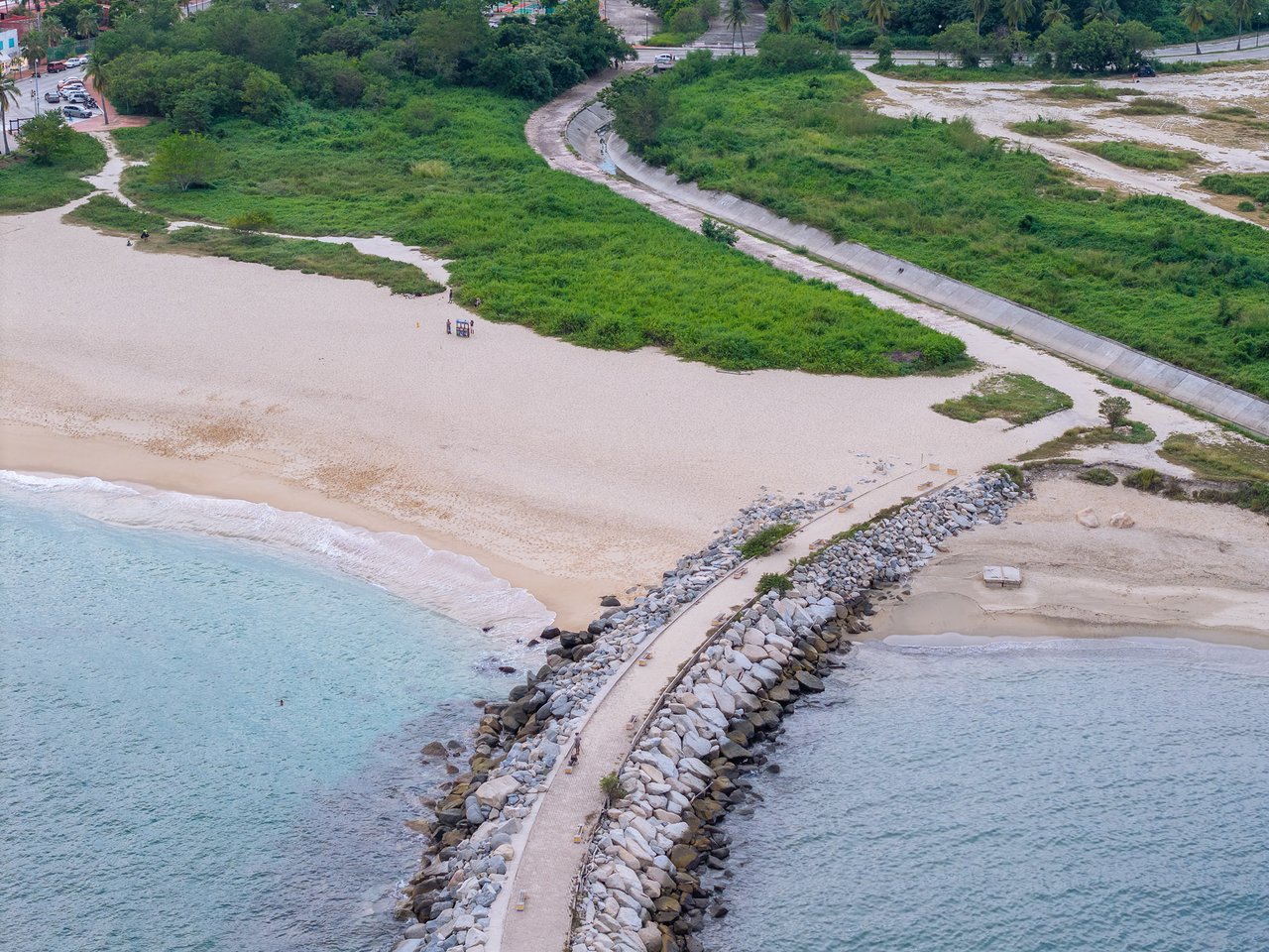 Land, Beachfront Lot