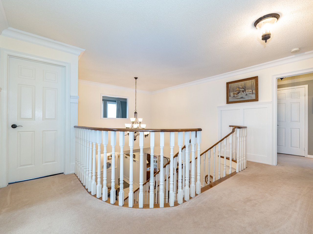 43 Summitcrest Drive