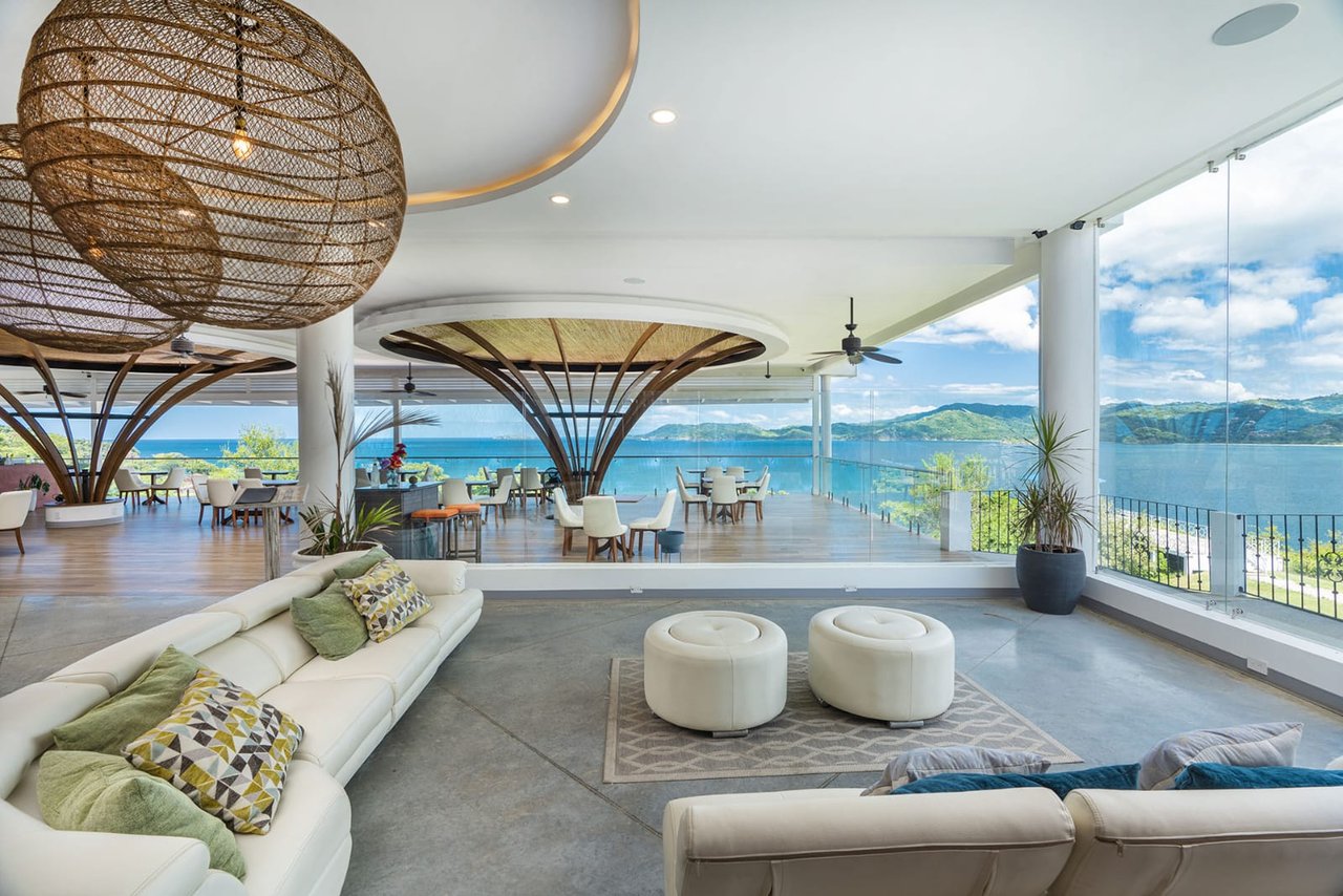 Dunama Flamingo Hotel & Casino | Oceanfront Boutique Hotel & Casino in Playa Flamingo with Private Beach Access and 47 Guestrooms!