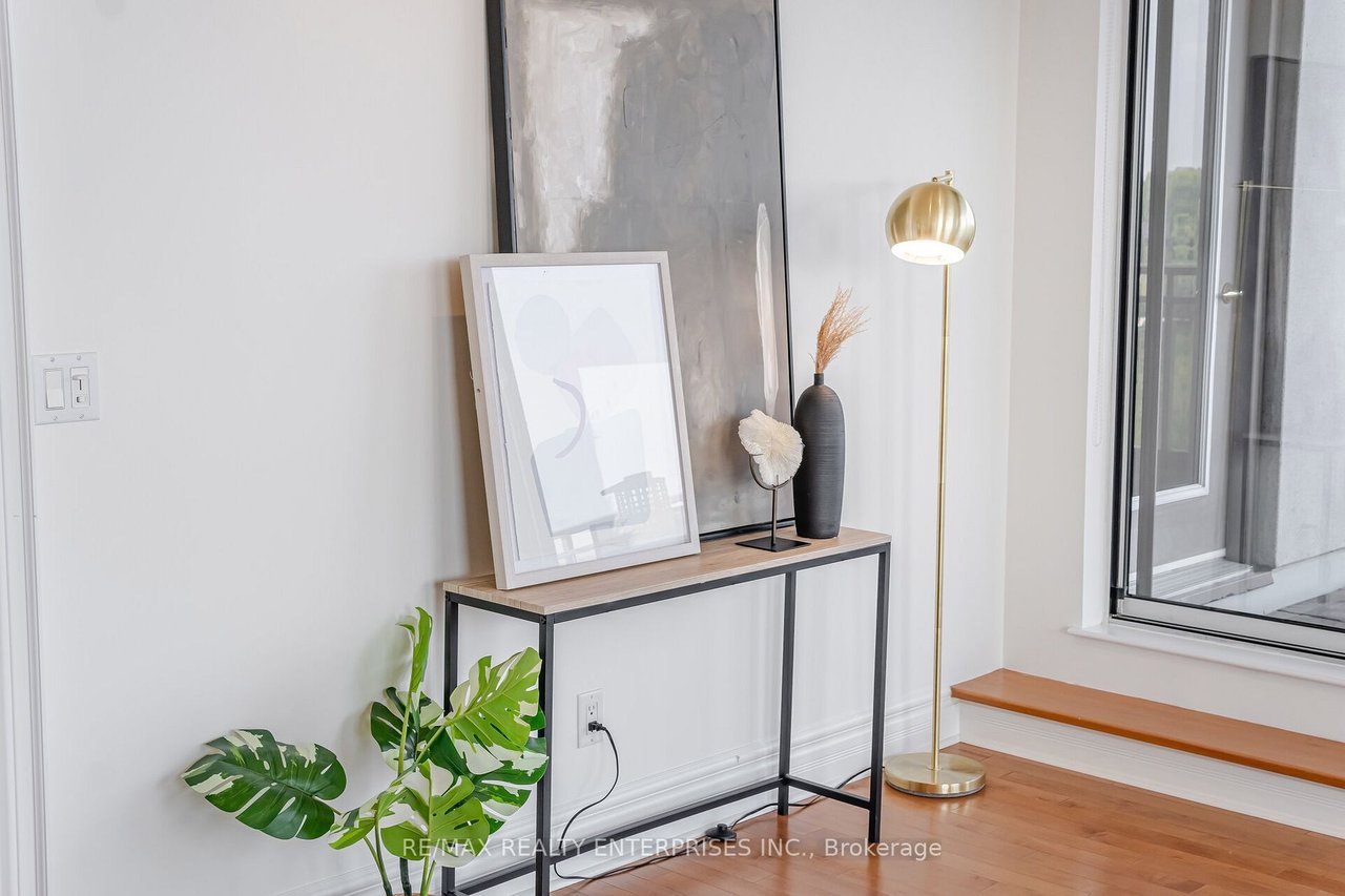 TERRACES OF OLD MILL PENTHOUSE