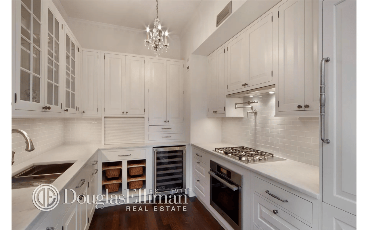 240 Park Ave S #6A