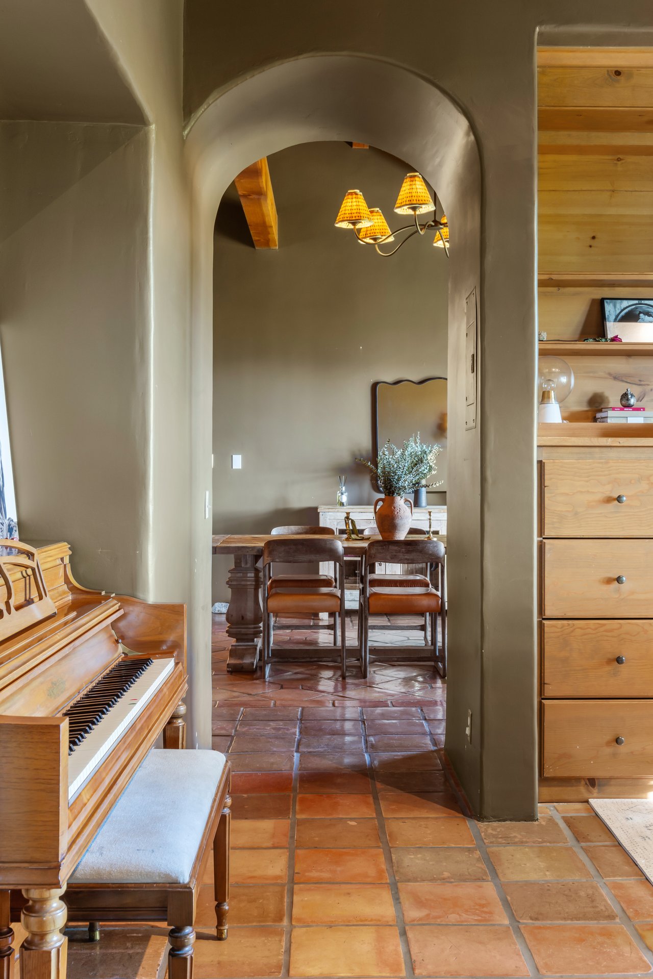 22 Acres of Timeless California Living