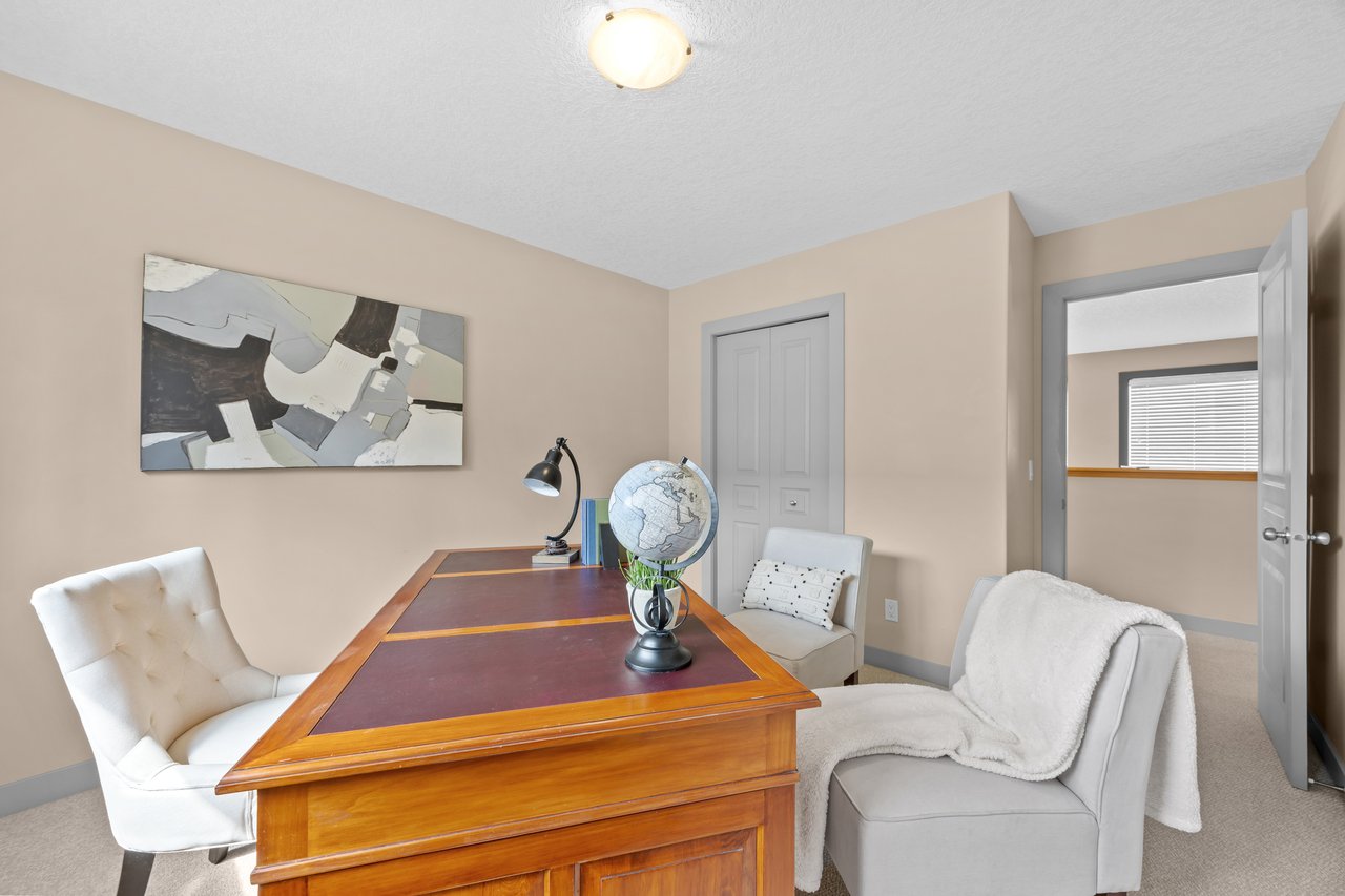 139 Tuscany Ridge Close NW
