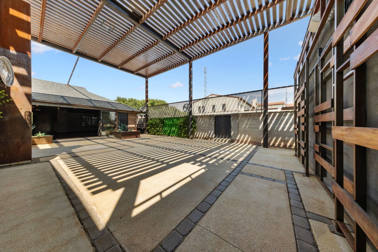 The Forge Social House