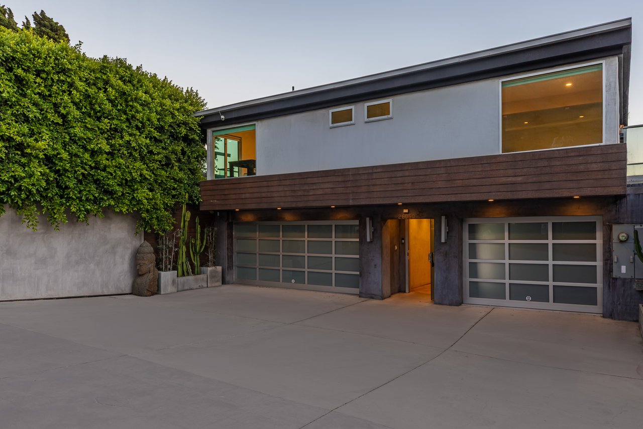 26050 Pacific Coast Hwy