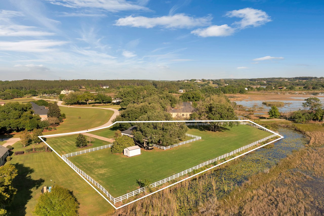 10929 Arrowtree Boulevard