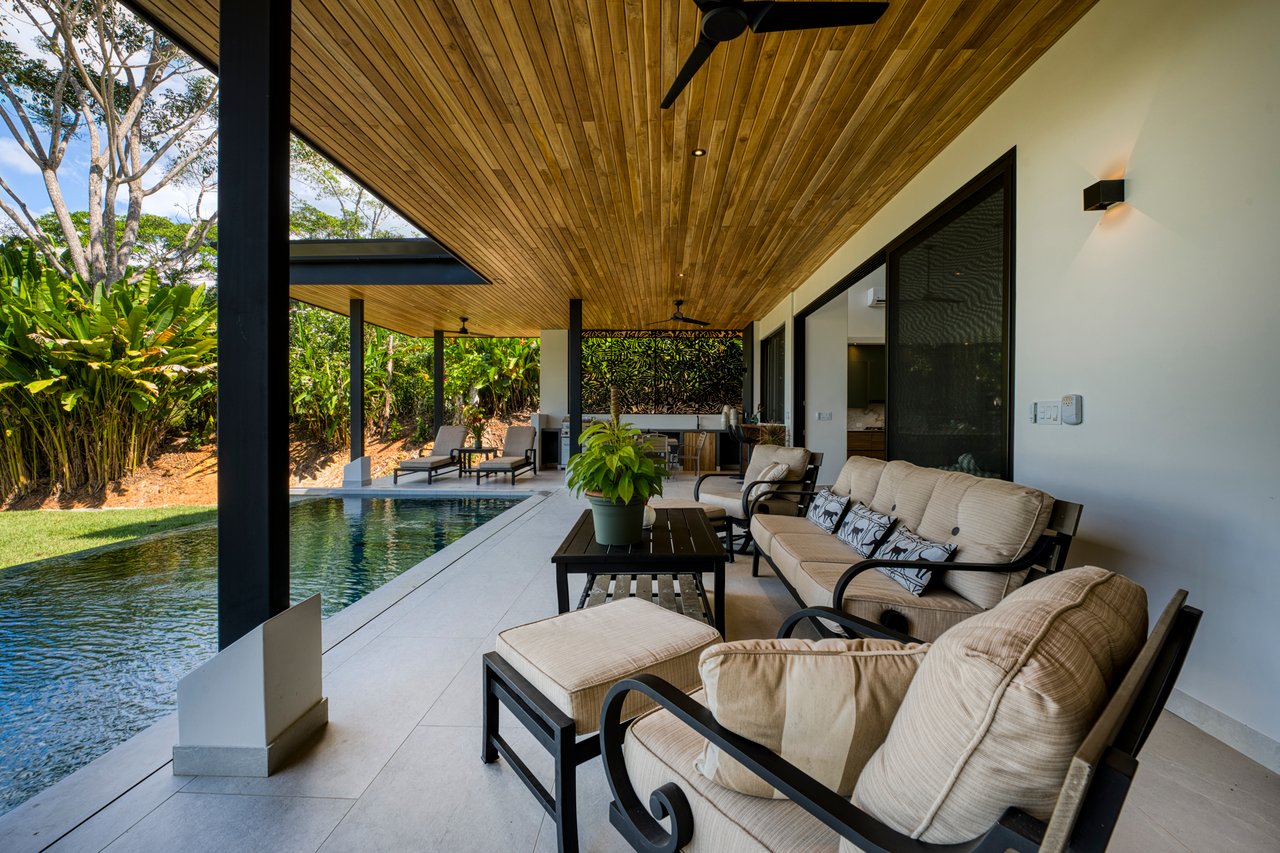 New Ocean View Luxury Home Bordering Forest Reserve