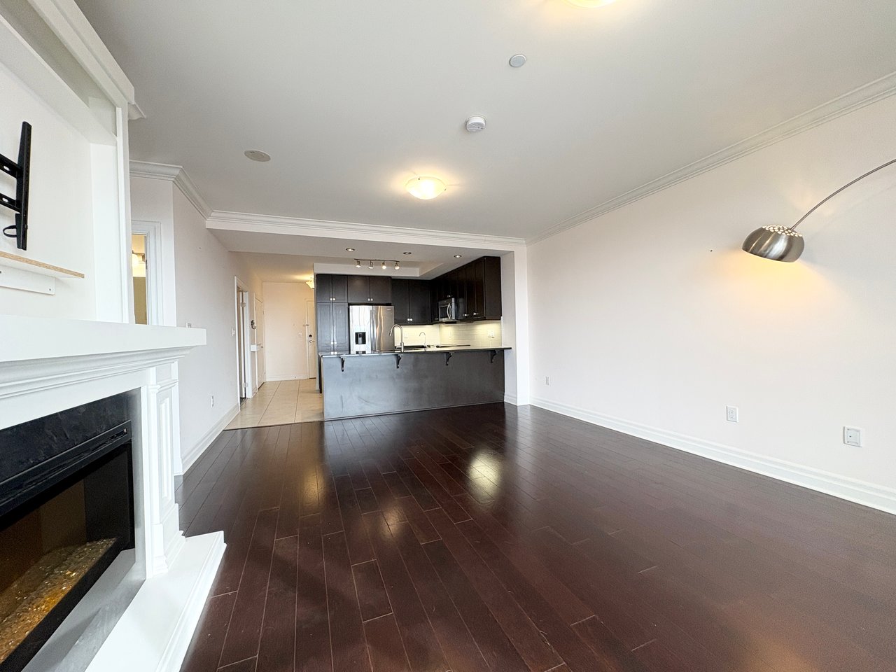 160 Macdonell St W Unit: 1508