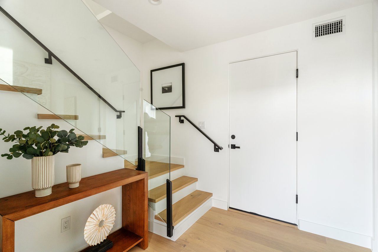 Ambrosia at Hillhurst