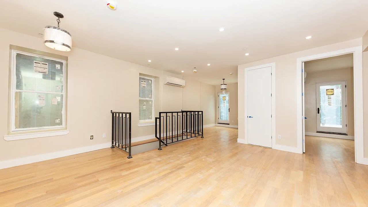 336 Bleecker Street 3B