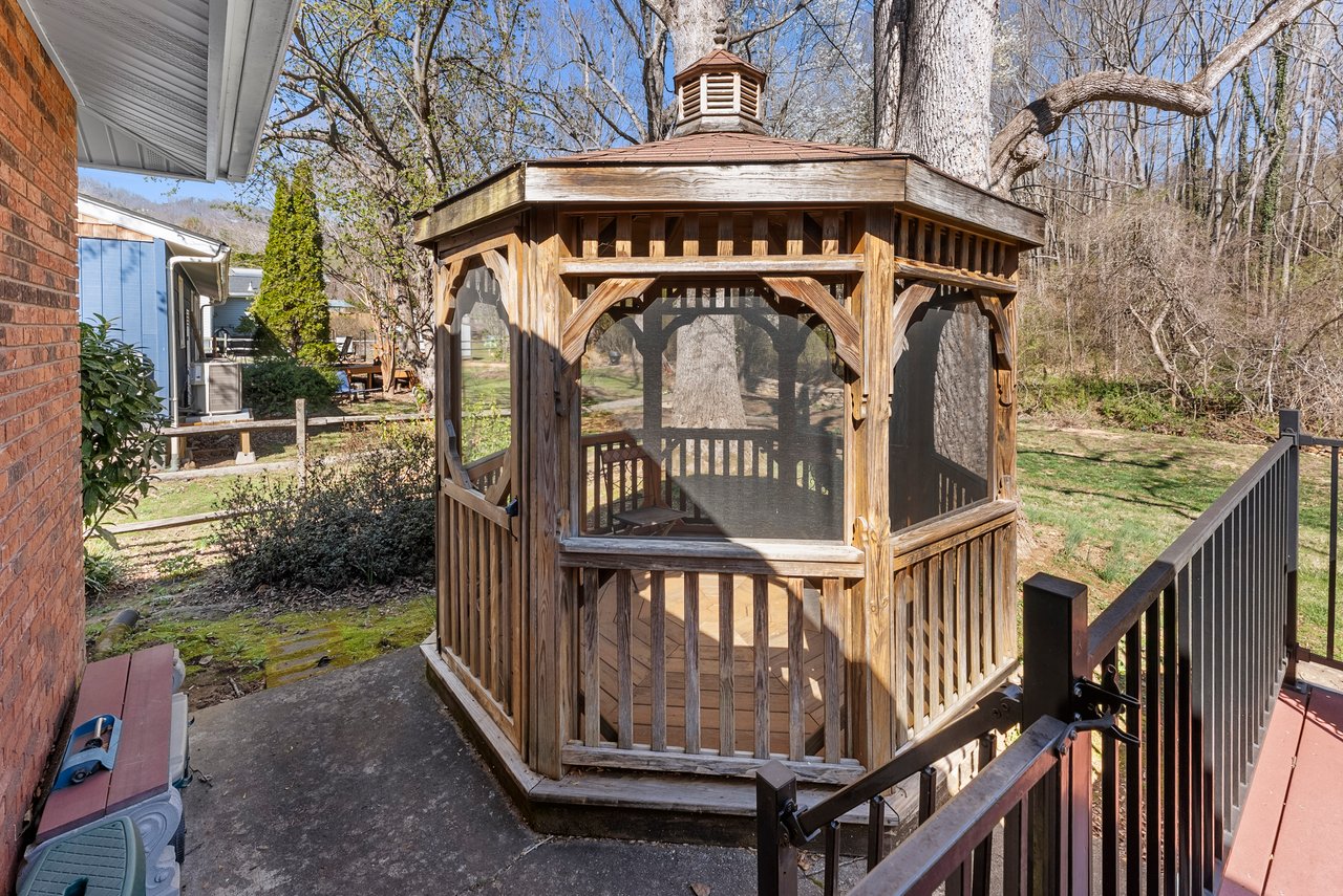 879 New Haw Creek Road