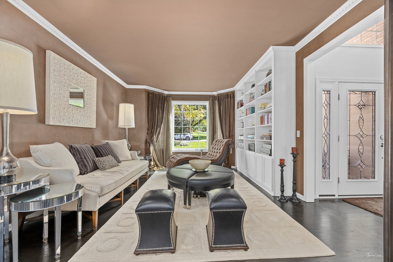 1950 Elmore Ave, Downers Grove