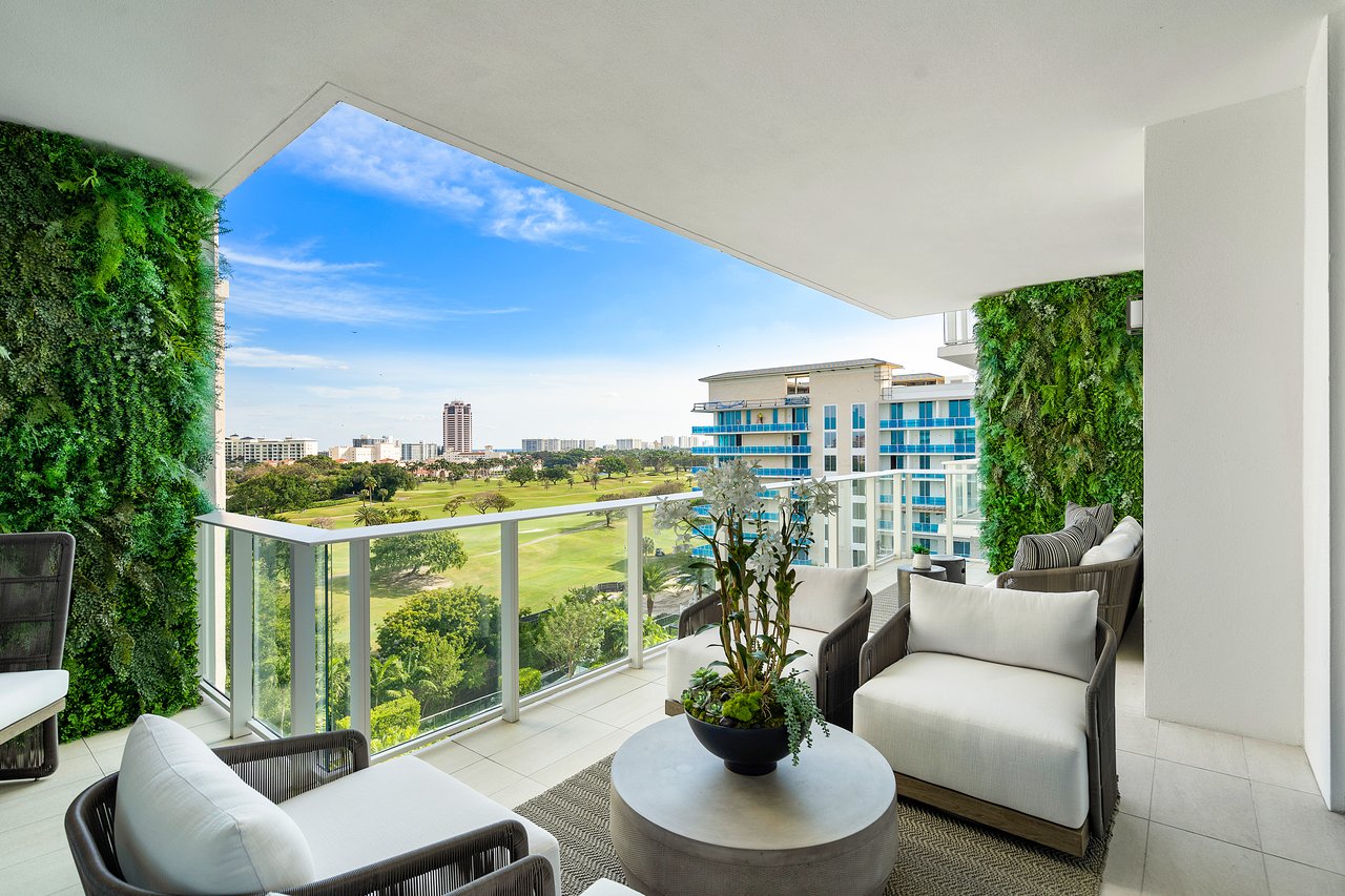 200 SE Mizner Blvd #809