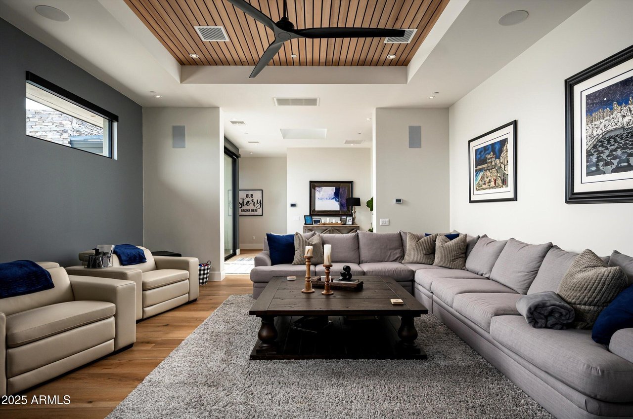 8328 E WHISPER ROCK TRL