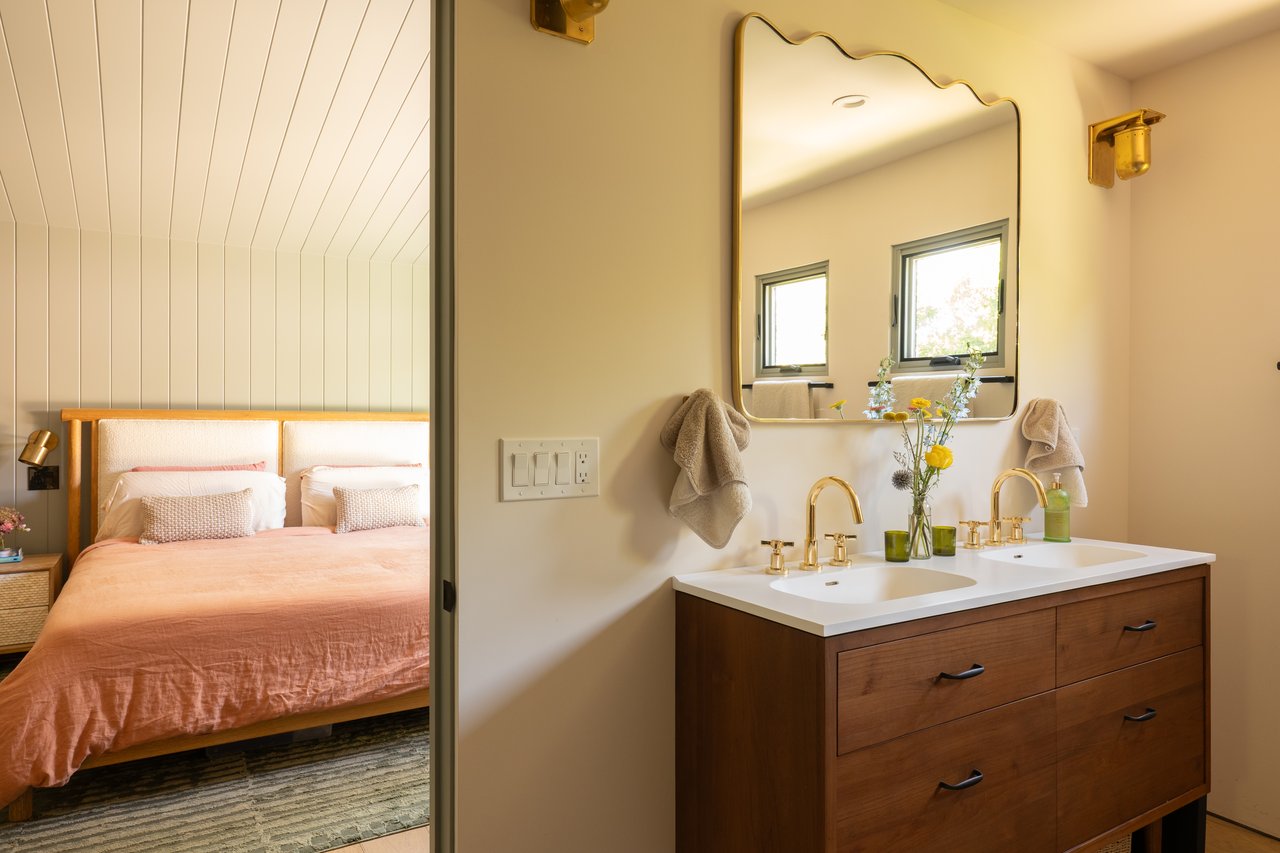 4157 Sunswept Dr, Studio City