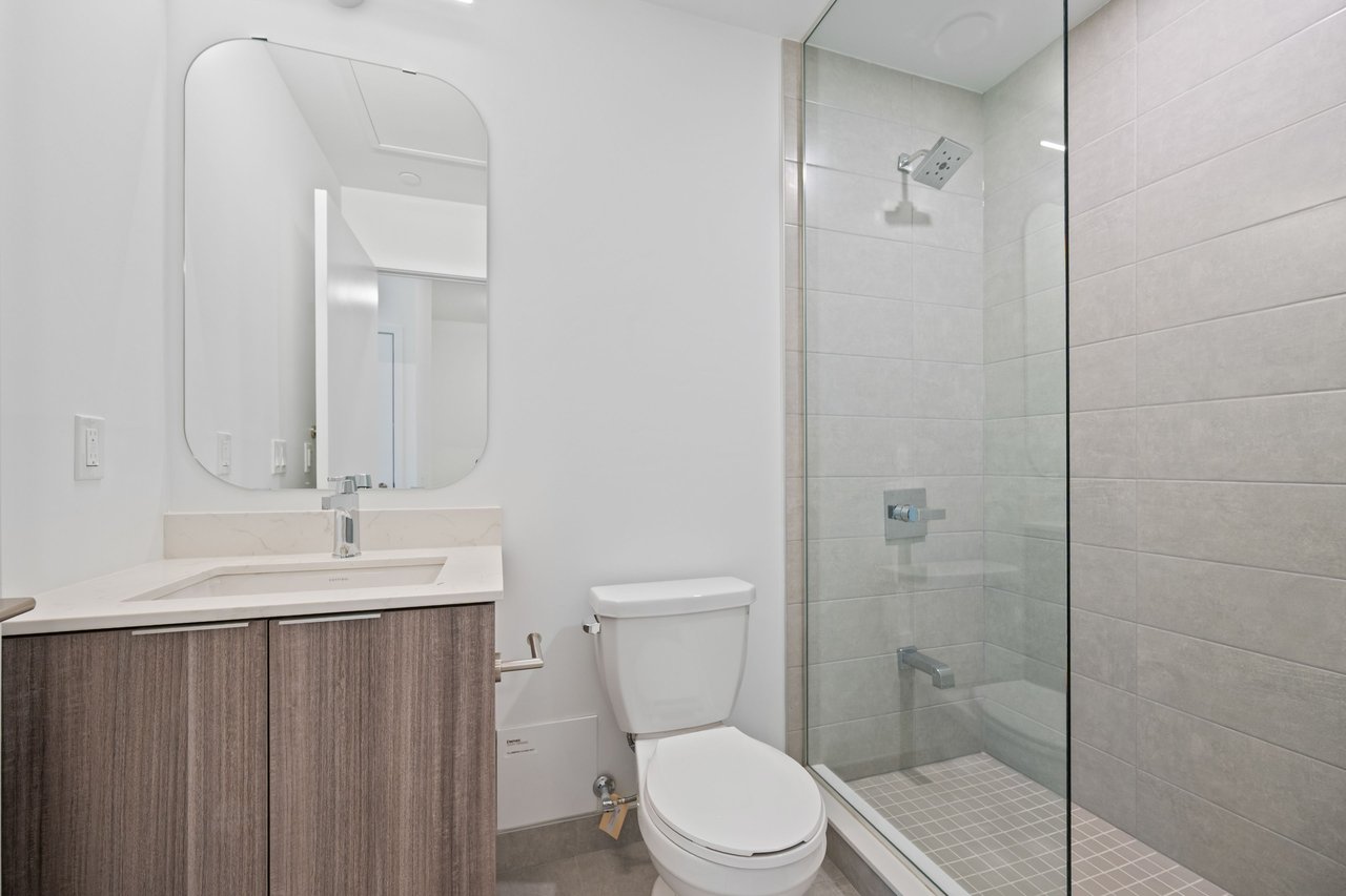 15 Richardson Street Unit: 204