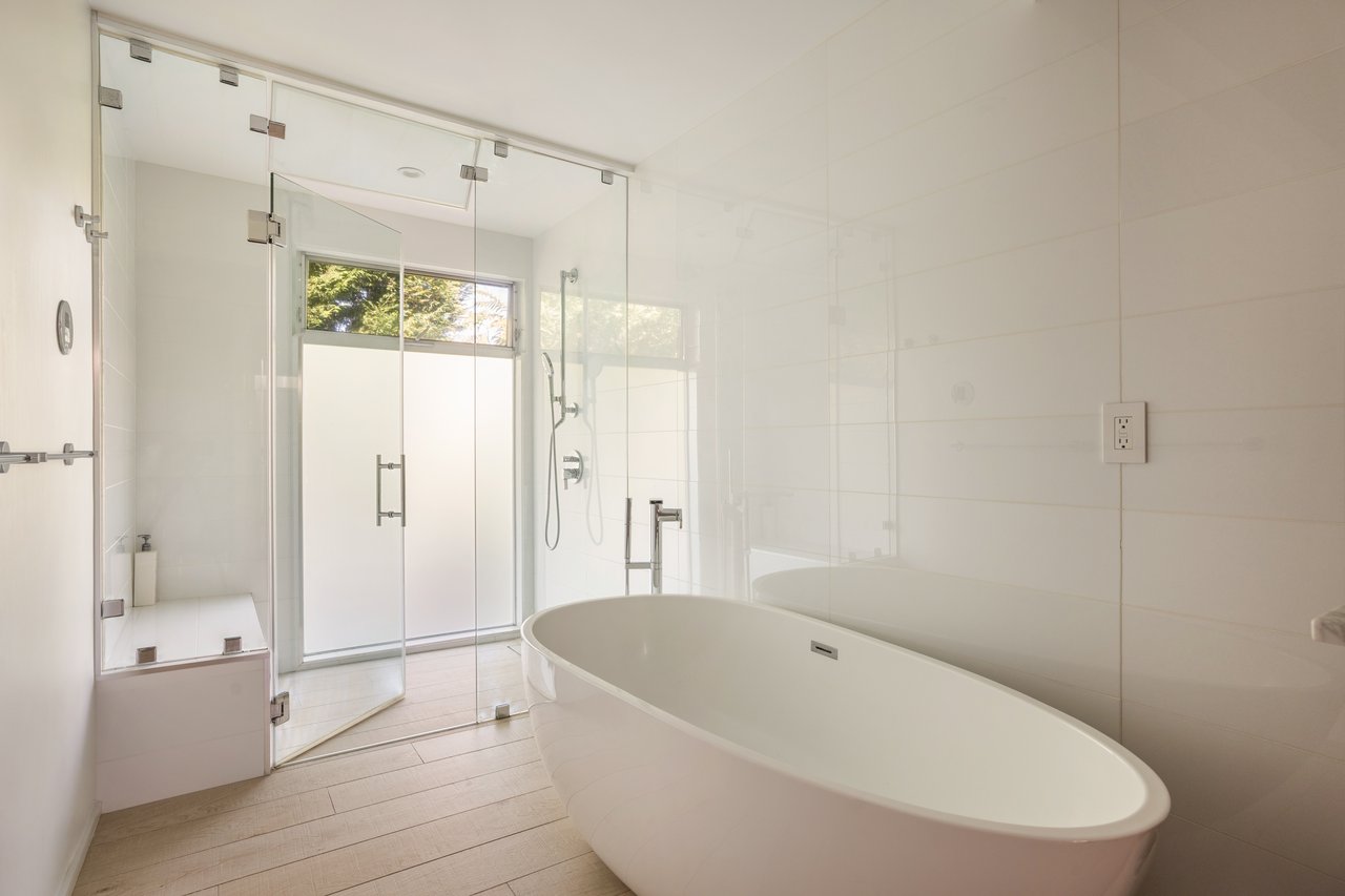 279 Mabery Rd, Santa Monica