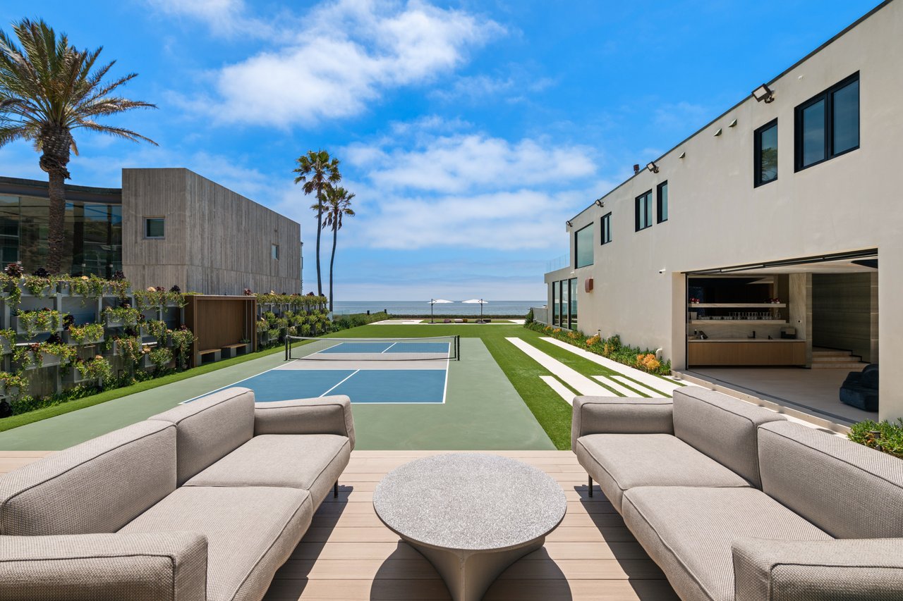 31100 Broad Beach Rd