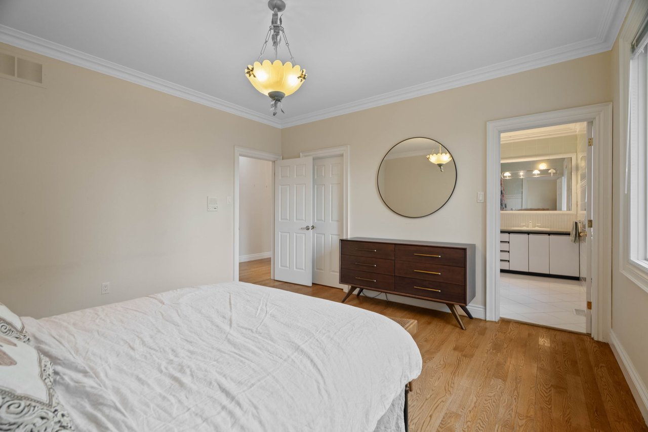 Neoclassical Residence
