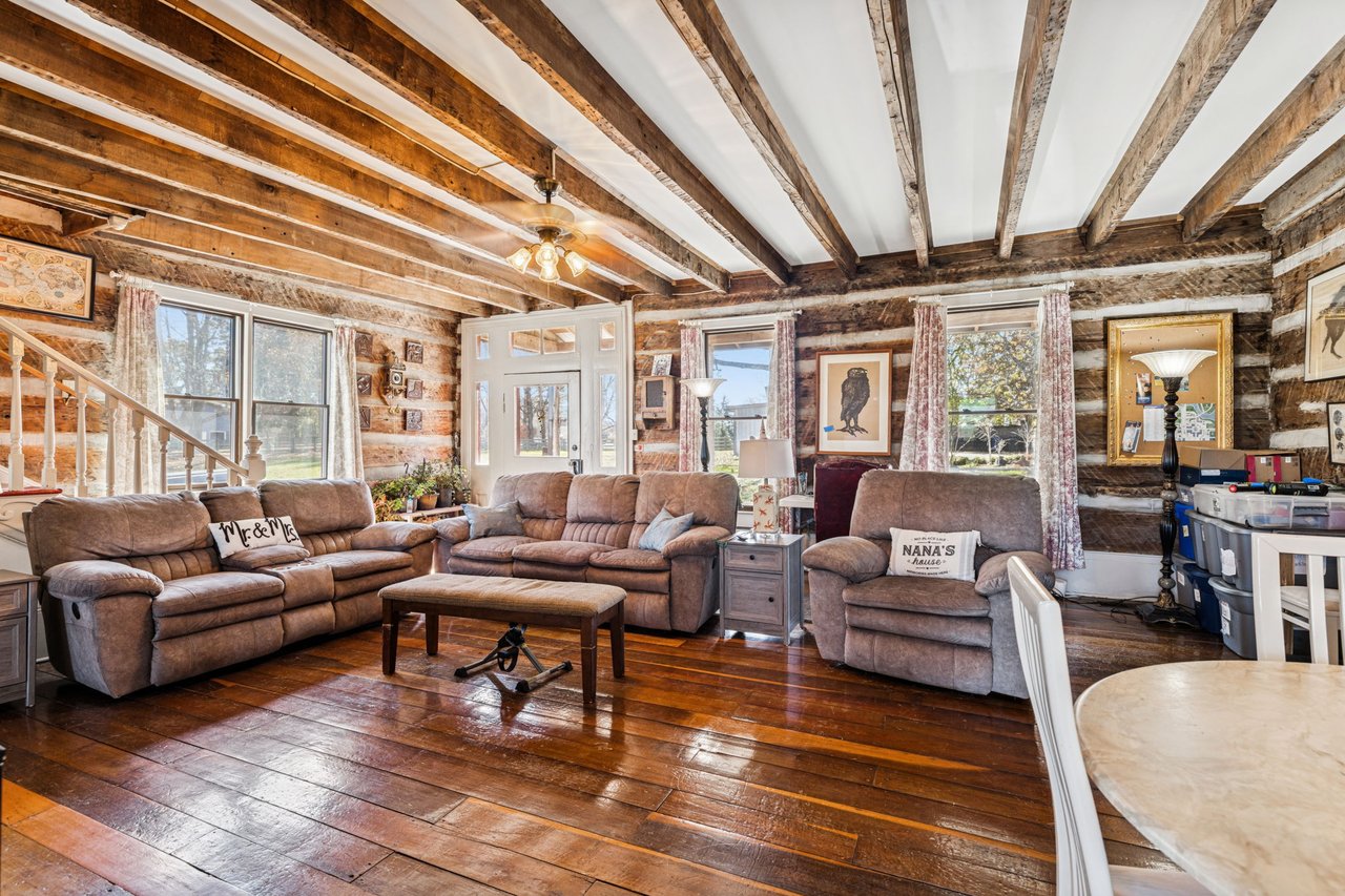 1512 Williamsport Pike