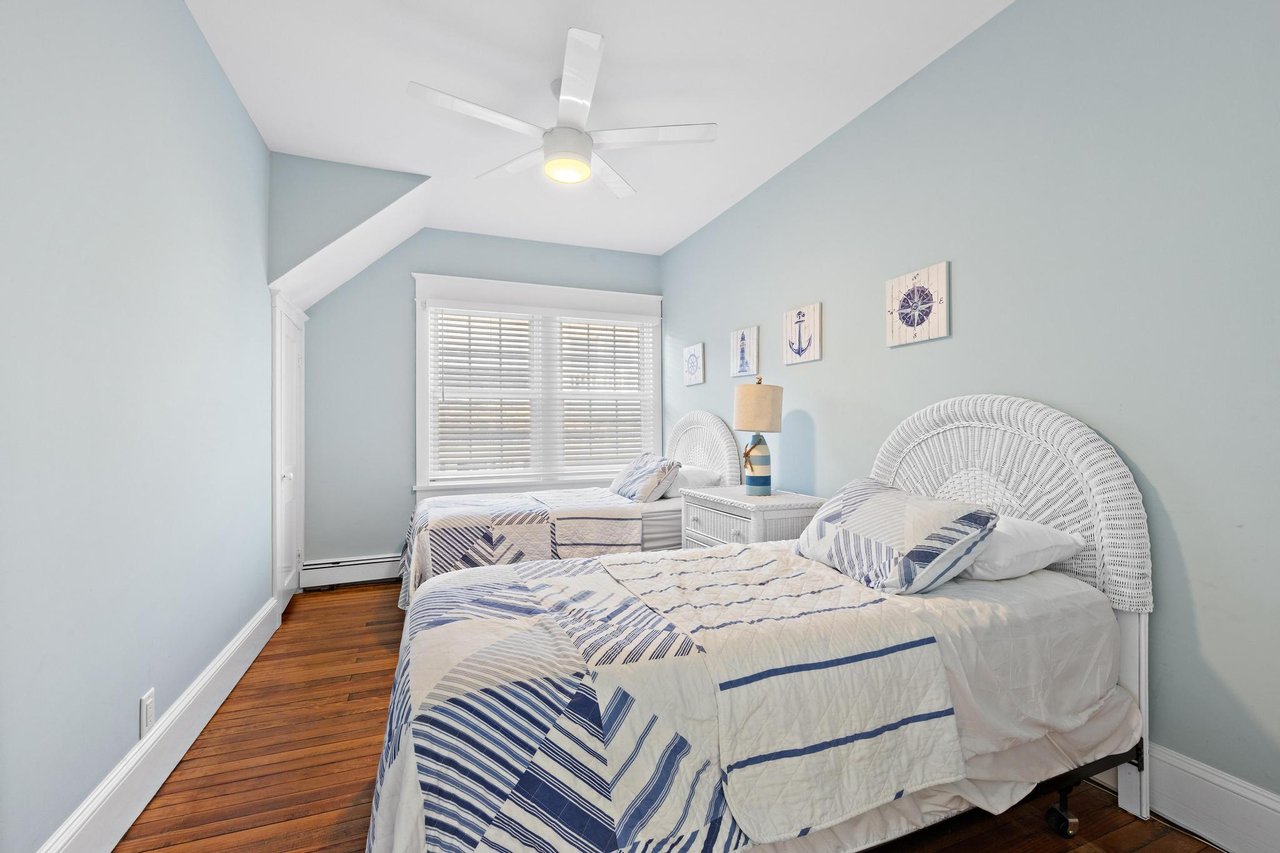 112 8th Street Beach Haven w/Cottage