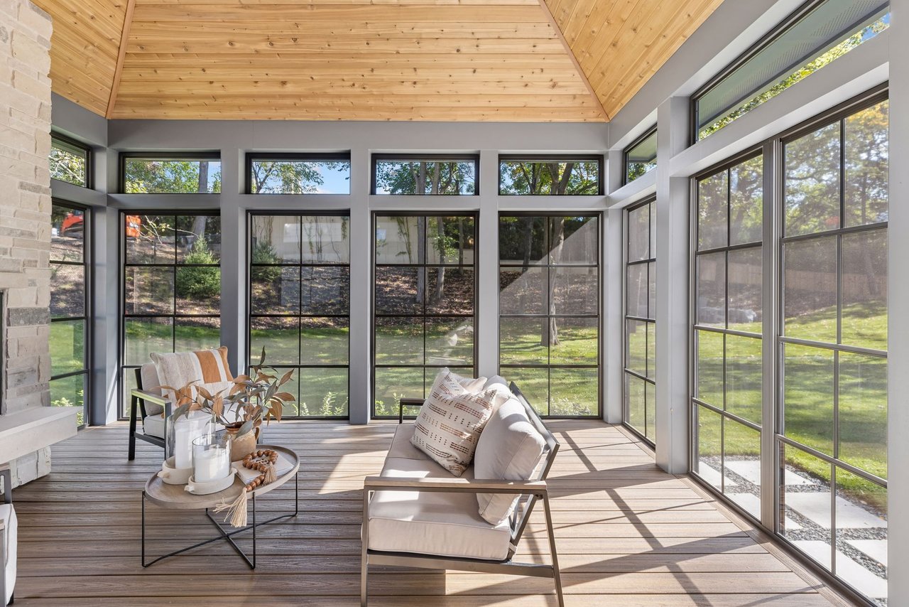 4909 Rolling Green Pkwy, Edina