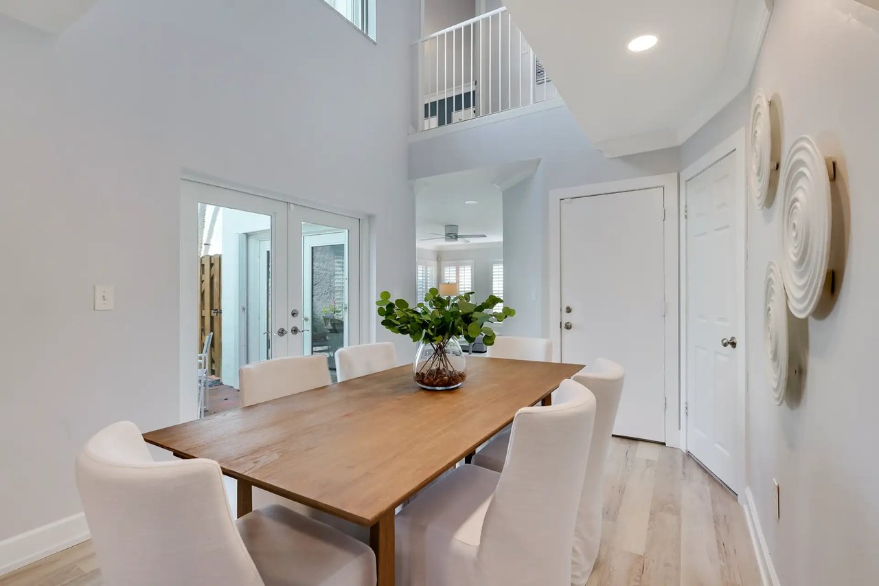 3172 Virginia Street