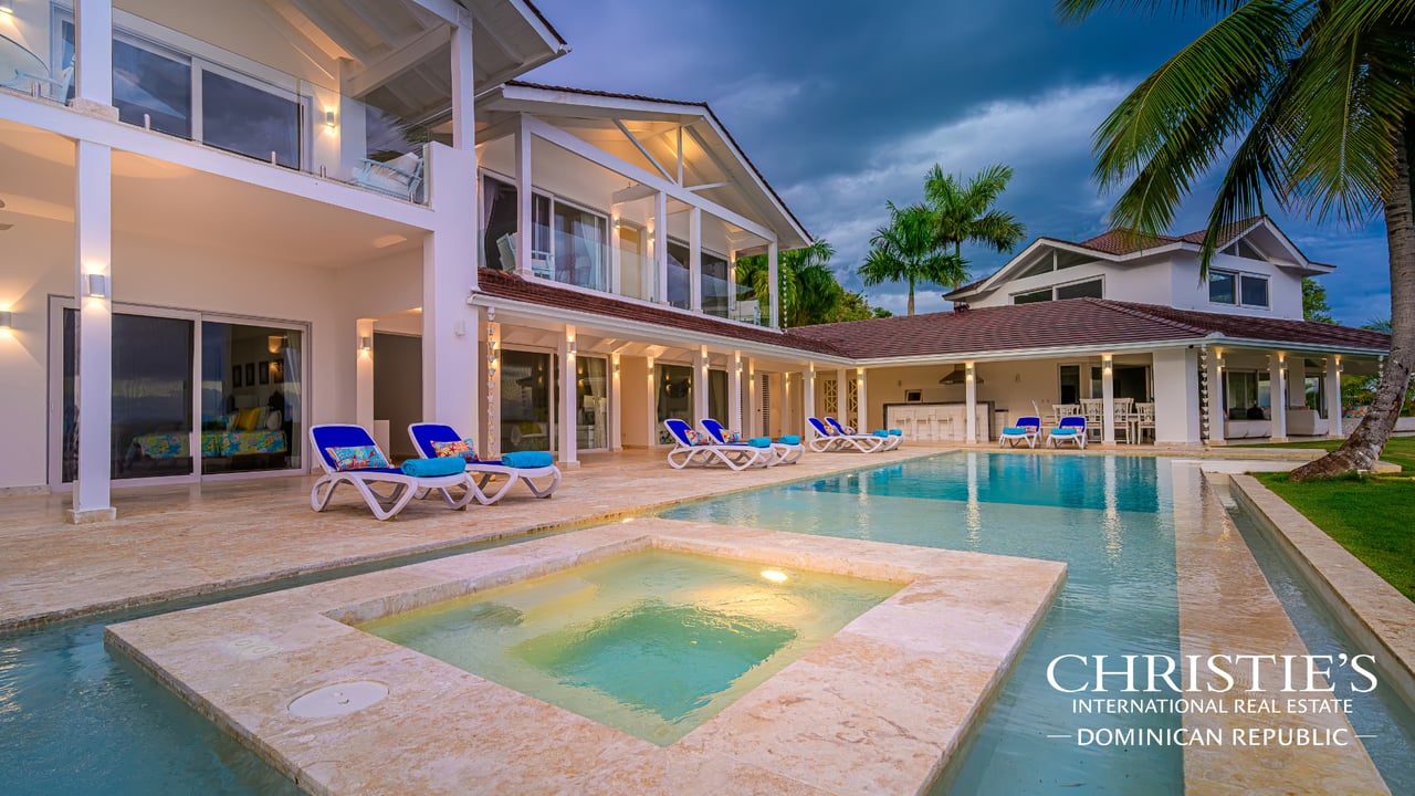 Luxury Ocean View Villa in the Puerto Bahía Resort Community