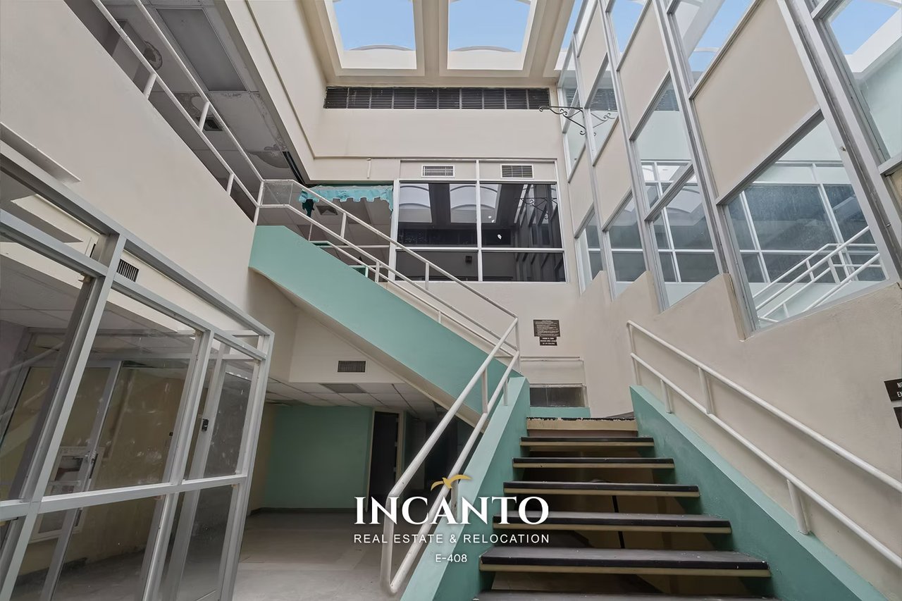 Commercial building, Río Piedras, San Juan