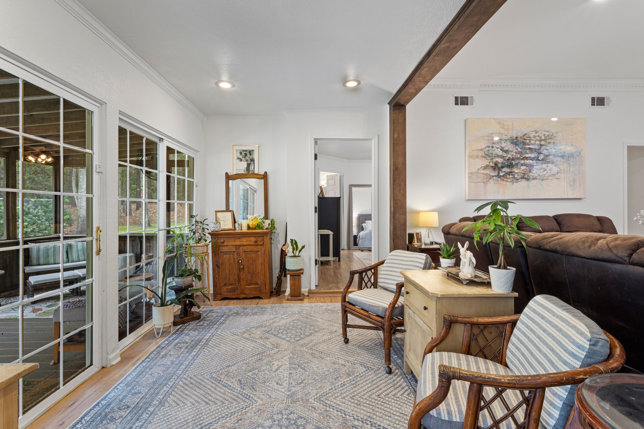 A Rare Waterfront Setting with Room to Breathe