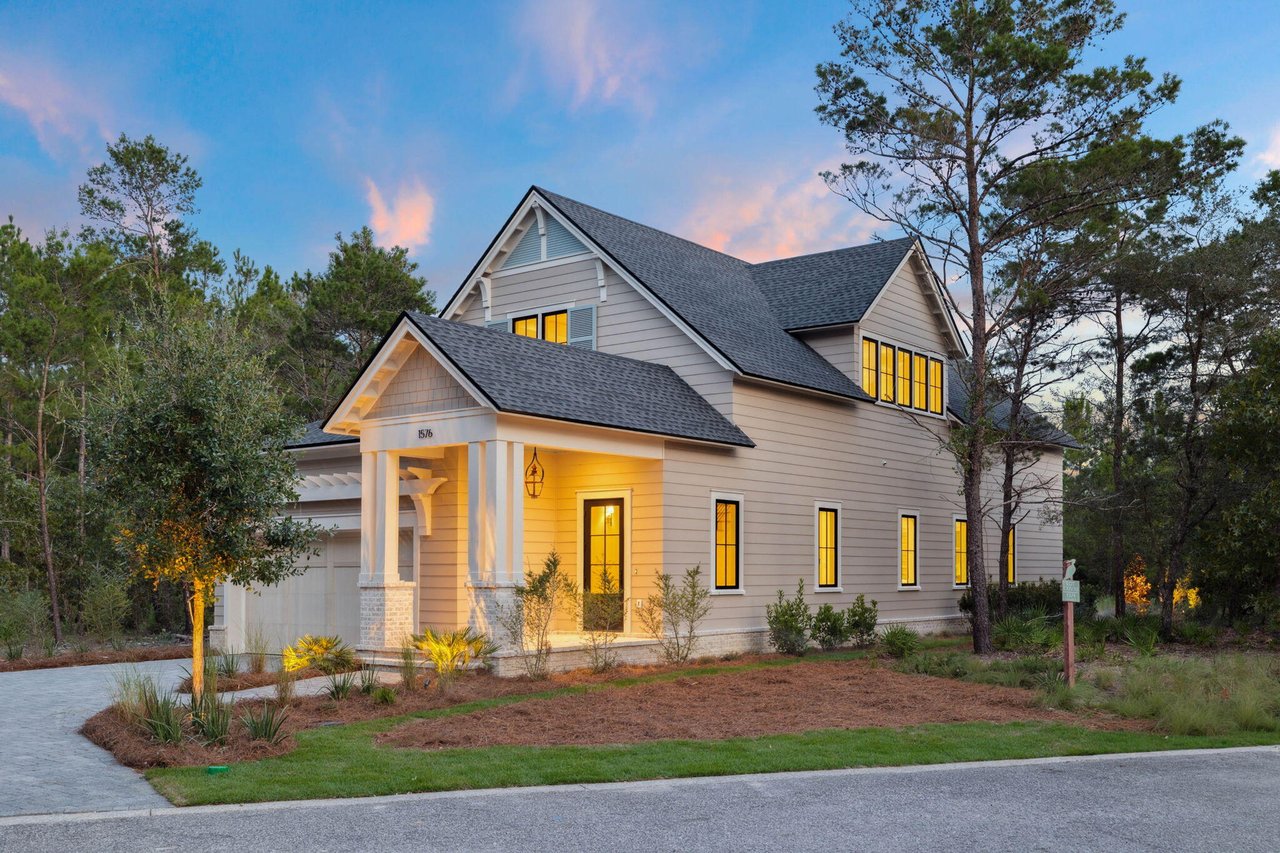 Behind the Gates of Wild Heron