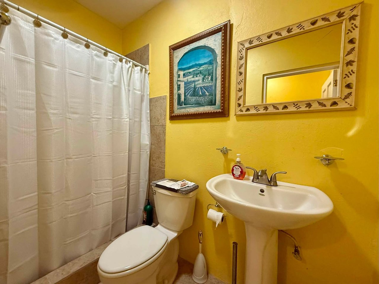 1146 Hawk's Nest 2 Bedroom Apartment 