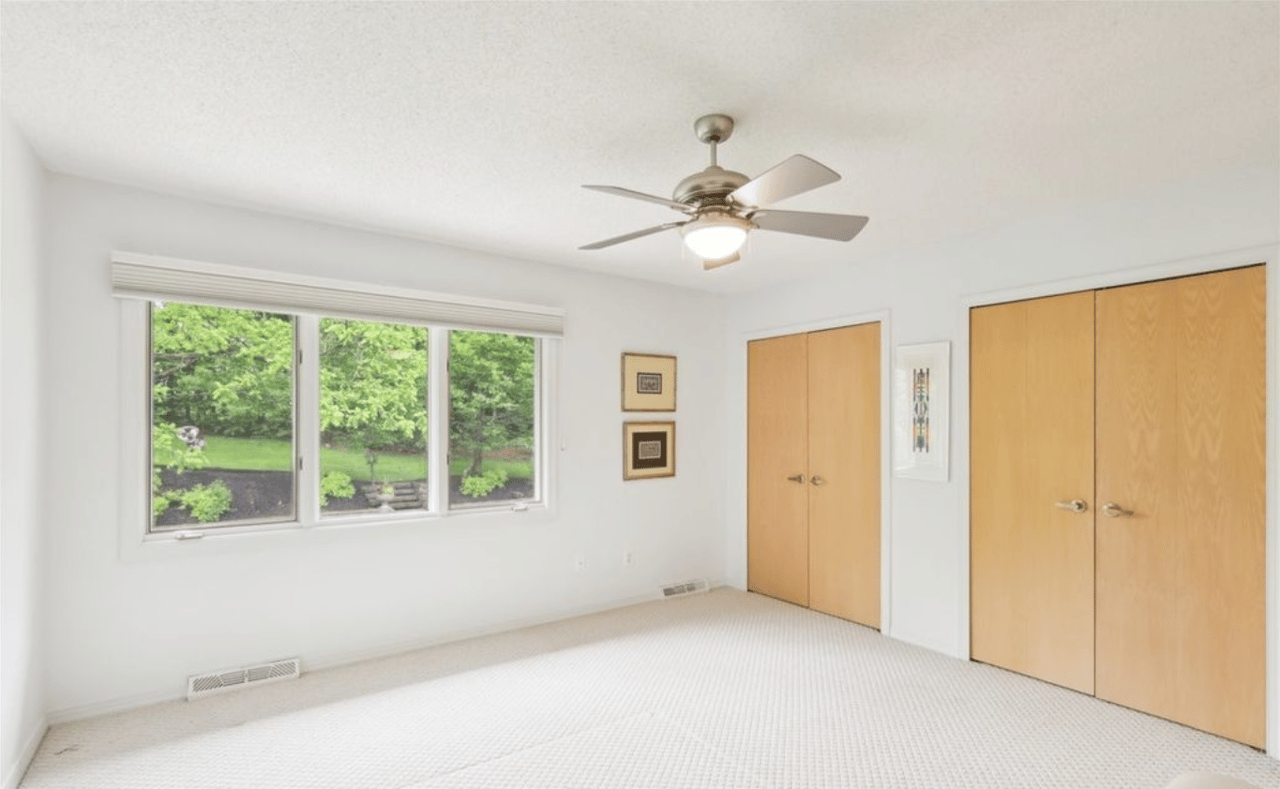 3637 Som Center Rd