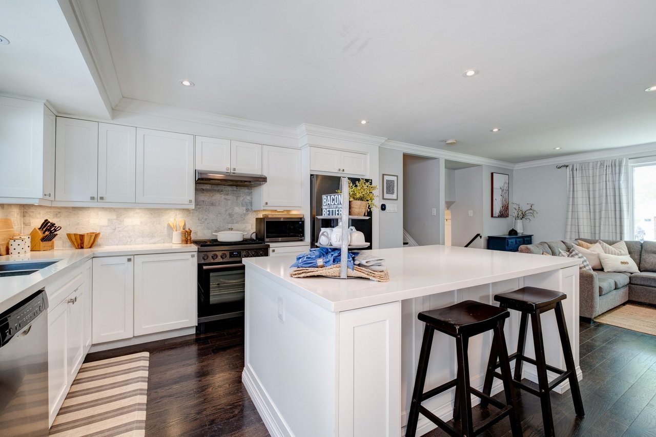559 Elwood Rd
