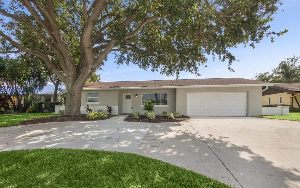 10146 Dogwood Ave