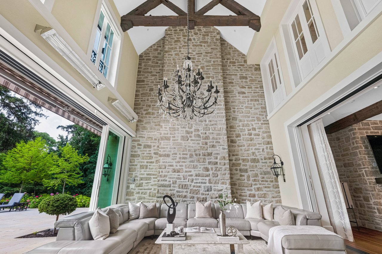 1470 Mississauga Rd