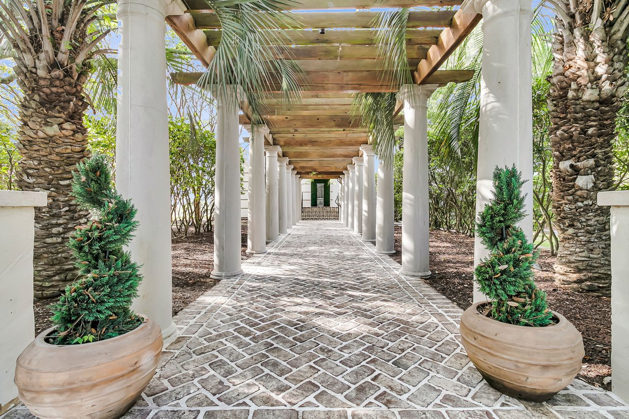24 Seagrass Ln 