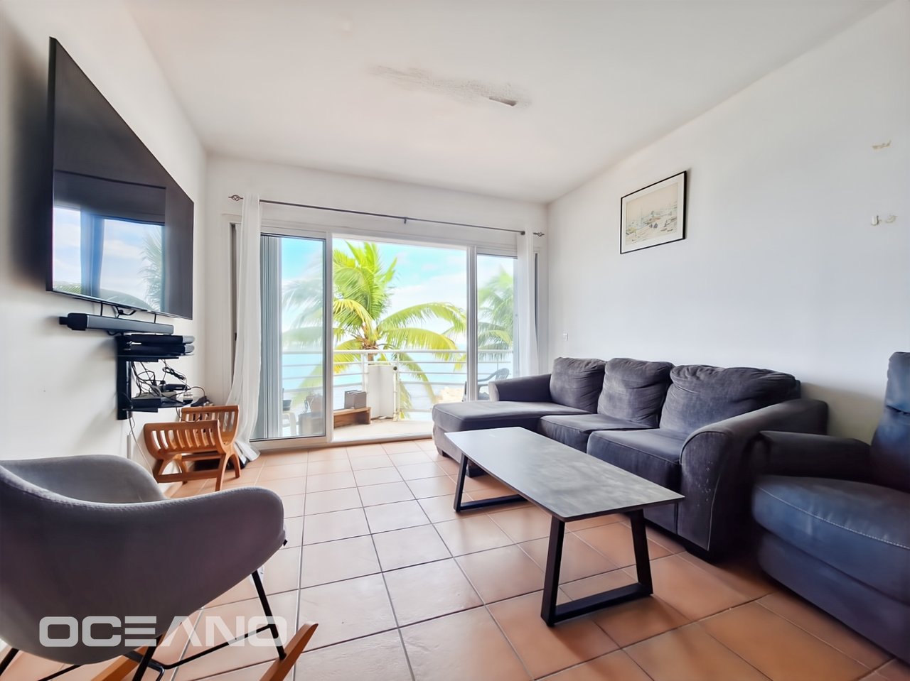 Seafront Apartment on the Beach - Marigot